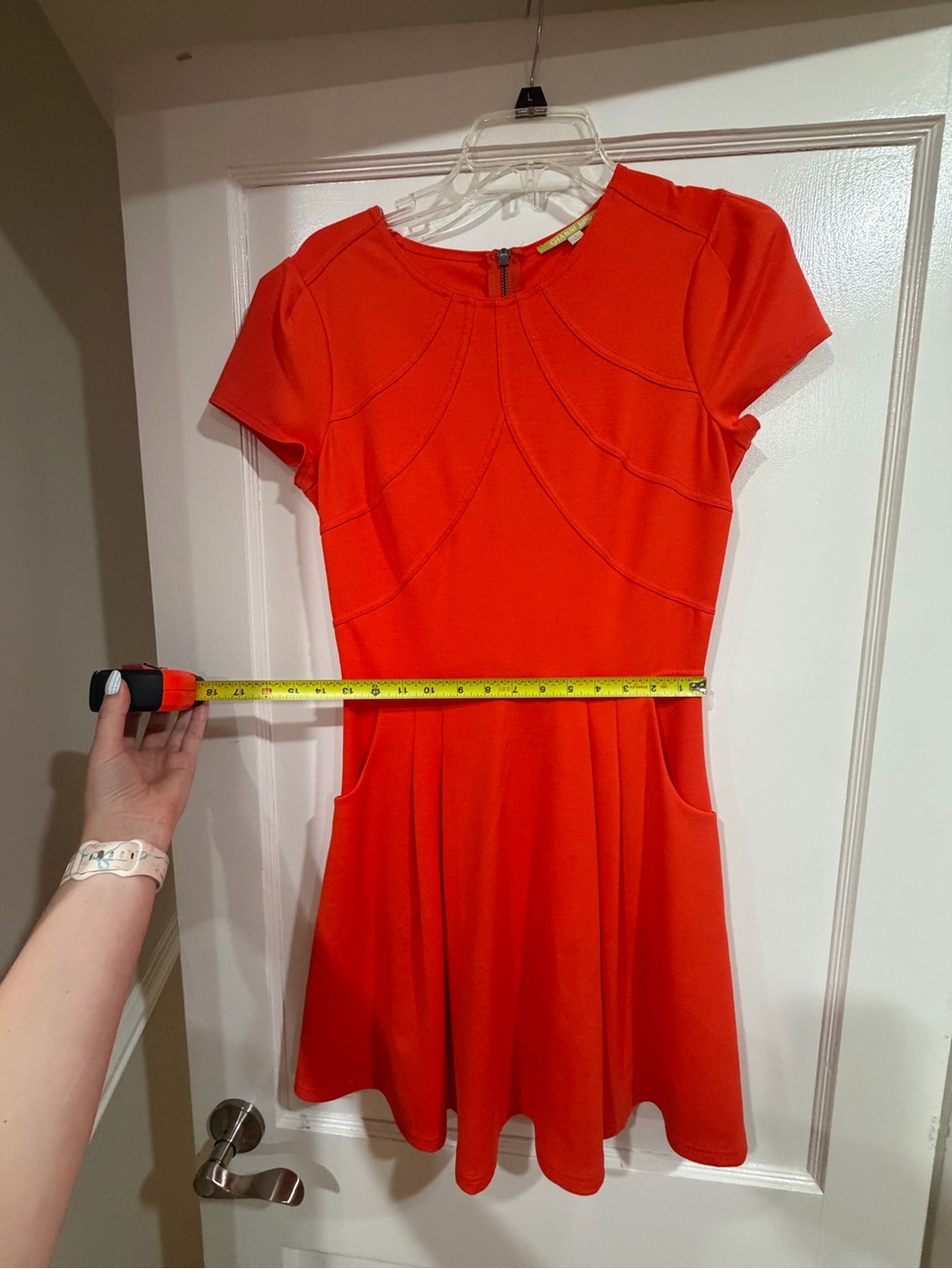 Gianni Bini Bright Red Short Sleeve Dress - Picture 8 of 10